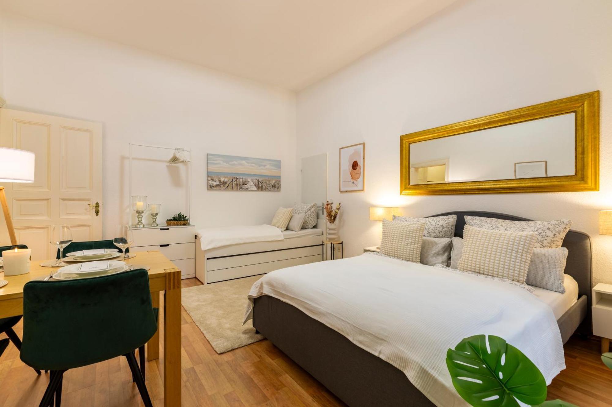 Lovely Place In The Heart Of Prenzlauer Berg Berlin Exterior photo