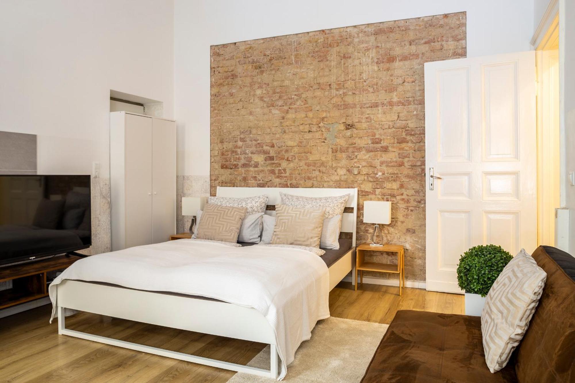 Lovely Place In The Heart Of Prenzlauer Berg Berlin Exterior photo