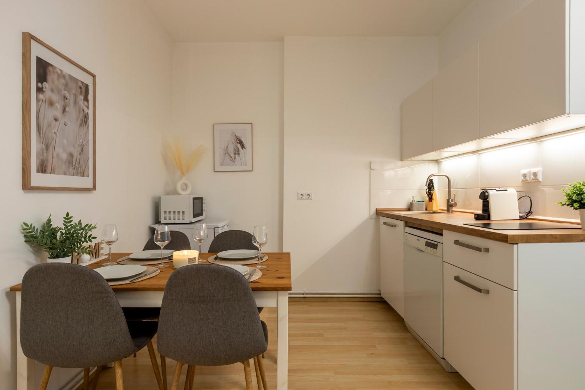 Lovely Place In The Heart Of Prenzlauer Berg Berlin Exterior photo